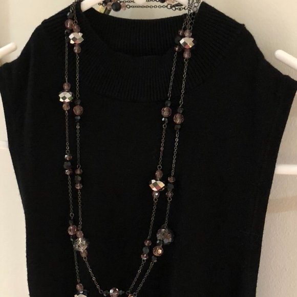 Preppy Black Necklace - Picture 2 of 2